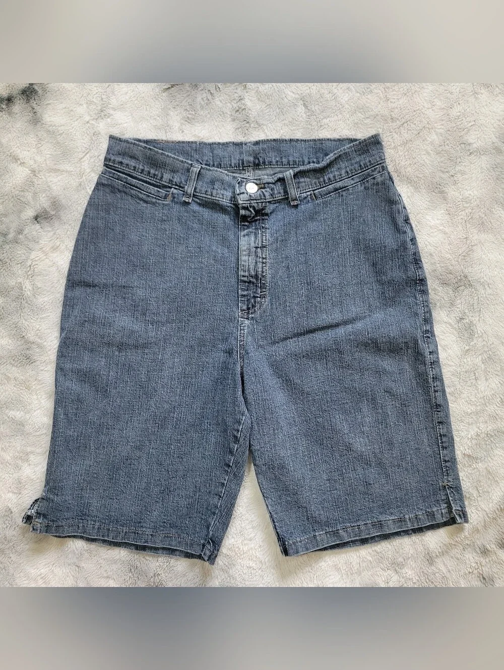 Y2K Lee Riveted Baggy Bermuda Style Denim Shorts 30 Inch Waist High-rise Jorts